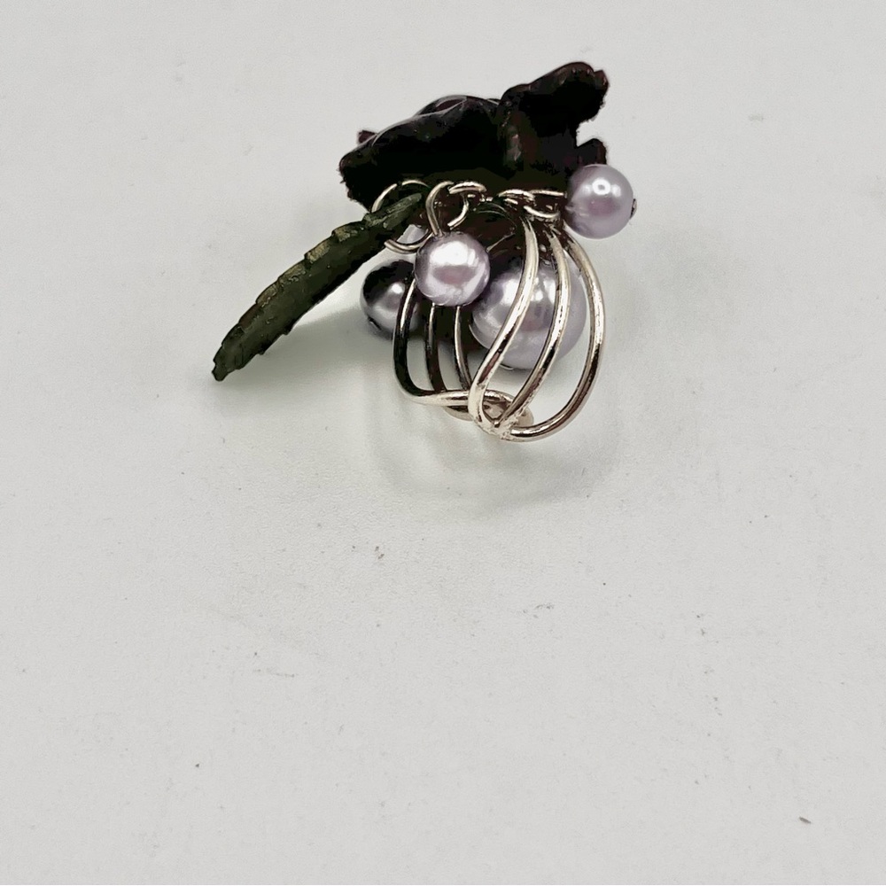 **NEW** LEATHER ROSE ADJUSTABLE RING - Picture 6 of 11